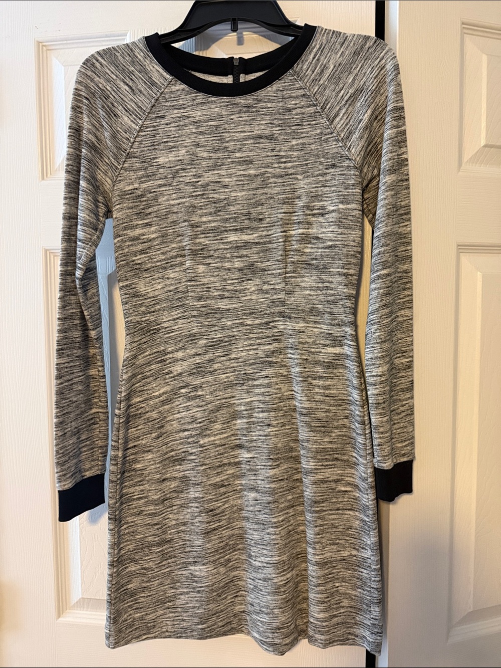 Lou & Grey Heathered Gray Long-Sleeve Knit Dress with Black Trim